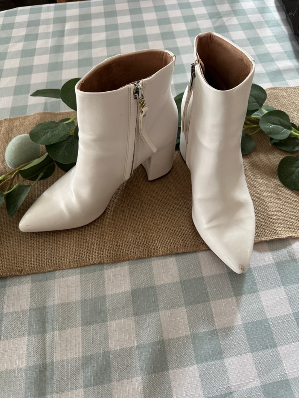 Circus by Sam Edelman White Pointed Toe Ankle Boots